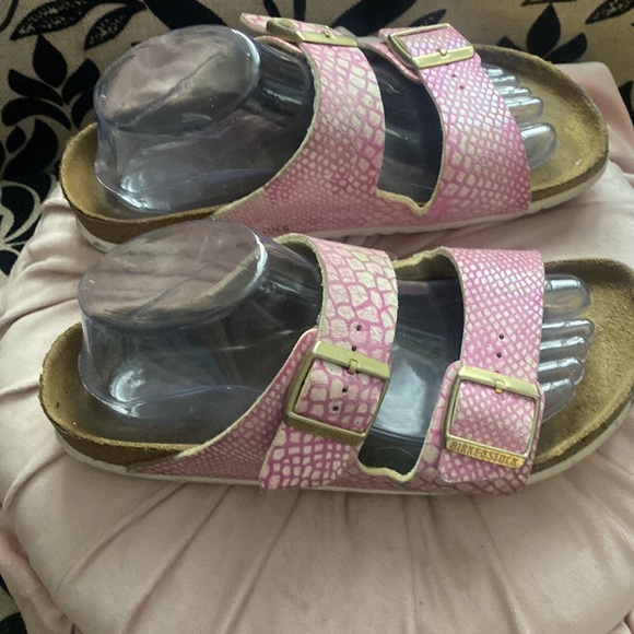🎀 Birkenstock Pink Rose Snake Sandals size 40 9 - Picture 2 of 5